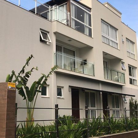 Morada Do Estaleiro Balneario Camboriu Exterior photo
